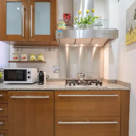 Apartman Fusari 4 By *